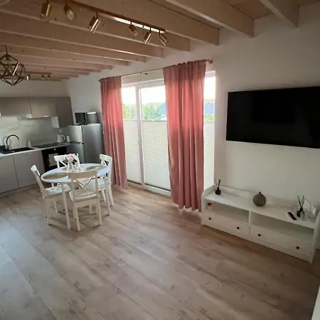Nad Jeziorem Radunskim 2 Holiday home *