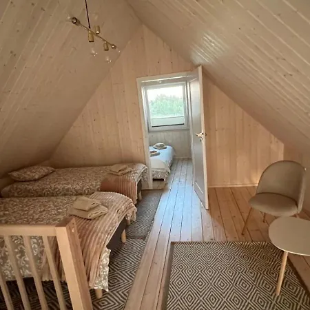 Holiday home Nad Jeziorem Radunskim 2 Borzestowska Huta